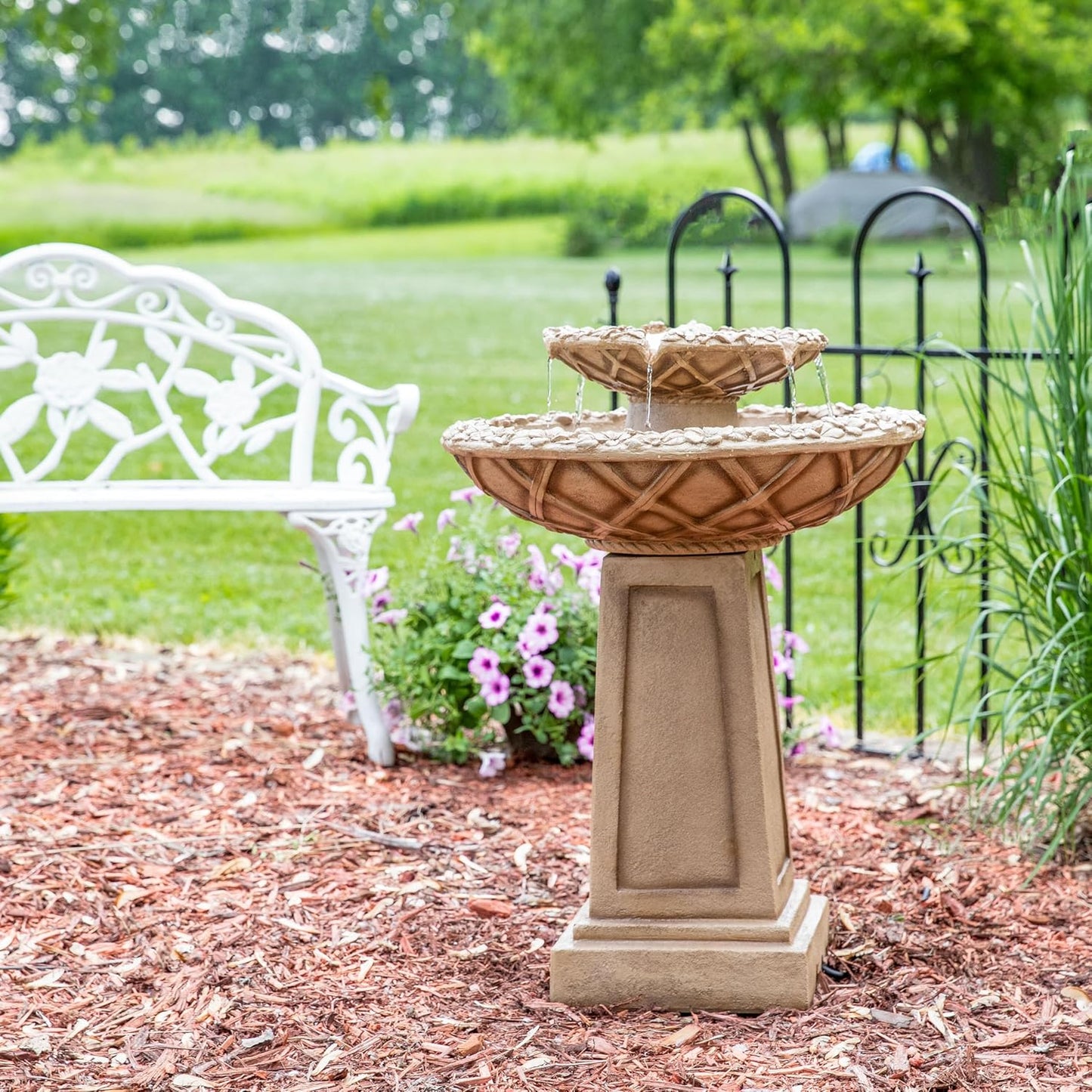 🌸 Elegant Beveled Flower Birdbath Fountain 🕊️ – Serene Outdoor Water Feature 💦